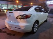 Cần bán xe Mazda 3 2013, màu trắng, 400 triệu