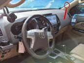 Bán xe Toyota Fortuner năm 2012, màu xám, 590tr