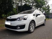 Cần bán xe Kia Rio năm sản xuất 2016, màu trắng, nhập khẩu  