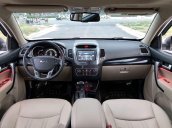 Bán Kia Sorento sản xuất 2016, màu trắng số tự động