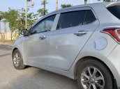 Cần bán xe Hyundai Grand i10 đời 2016, màu bạc, xe nhập