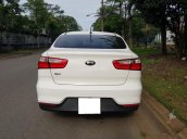 Cần bán xe Kia Rio năm sản xuất 2016, màu trắng, nhập khẩu  