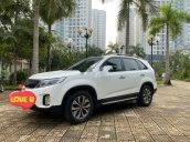 Cần bán xe Kia Sorento sản xuất 2017 còn mới, giá tốt