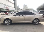 Bán Toyota Camry sản xuất năm 2017 còn mới, 820tr