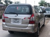 Cần bán xe Toyota Innova sản xuất 2015 còn mới, 495tr