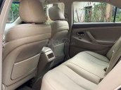 Chính chủ bán xe Toyota Camry 2011, màu đen, nhập khẩu nguyên chiếc