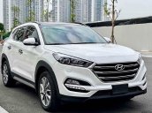 Cần bán xe Hyundai Tucson đời 2019, màu trắng, giá chỉ 835 triệu