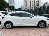 Bán xe Mazda 3 đời 2015, màu trắng chính chủ