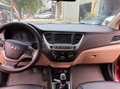 Bán Hyundai Accent sản xuất 2018, màu đỏ 