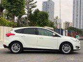 Bán ô tô Ford Focus sản xuất 2019, màu trắng, 565 triệu