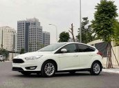 Bán ô tô Ford Focus sản xuất 2019, màu trắng, 565 triệu