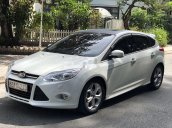 Xe Ford Focus 2015, màu trắng chính chủ