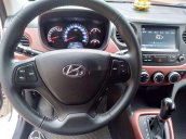 Bán xe Hyundai Grand i10 đời 2019, màu trắng chính chủ