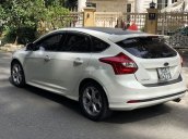 Xe Ford Focus 2015, màu trắng chính chủ