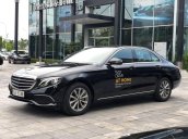 Merc E300 AMG màu đen, nội thất đen SX 2019, ĐK 2020