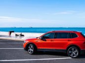 Khuyến mãi trước bạ 120 triệu cho Vw Tiguan Luxury màu cam số lượng hiếm có và nhiều quà tặng phụ kiện chính hãng