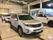 Bán xe Kia Sorento năm sản xuất 2016, xe chính chủ còn mới