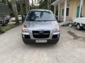 Bán ô tô Hyundai Starex sx 2004, màu bạc