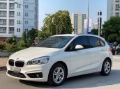 BMW 218i sản xuất 2015, màu trắng, nội thất đen