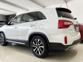 Bán xe Sorento 2.4AT xe siêu mới, mới đi 27.000km, trả góp chỉ 250 triệu