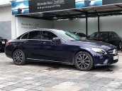 Cần bán xe Mercedes C200 năm sản xuất 2019, màu xanh lam