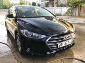 Cần bán gấp Hyundai Elantra sản xuất 2019, màu đen còn mới