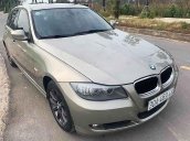 Cần bán BMW 3 Series 320i năm sản xuất 2010, xe nhập