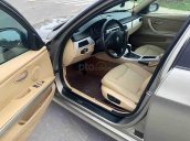 Cần bán BMW 3 Series 320i năm sản xuất 2010, xe nhập