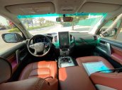 Cần bán xe Toyota Land Cruiser năm 2012, nhập khẩu còn mới