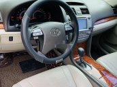 Cần bán Toyota Camry năm sản xuất 2006 còn mới