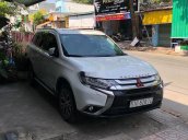 Cần bán lại xe Mitsubishi Outlander sản xuất 2017, xe nhập còn mới