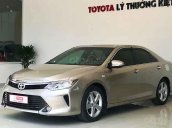 Bán xe Toyota Camry 2.5Q sản xuất năm 2017, xe nhập