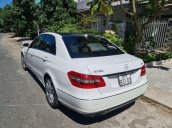 Bán ô tô Mercedes E250 sản xuất 2010, màu trắng chính chủ, 579 triệu