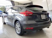 Bán Ford Focus đời 2018, màu xám