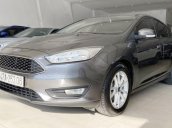 Bán Ford Focus đời 2018, màu xám