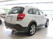 Bán Chevrolet Captiva LTZ 2.4 AT năm sản xuất 2014, màu trắng, giá tốt