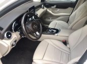 Bán Mercedes GLC 200 sản xuất năm 2018, màu trắng còn mới