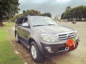 Cần bán Toyota Fortuner sản xuất 2009, màu đen, giá 445tr