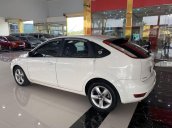 Xe Ford Focus sản xuất 2011 còn mới, 325tr