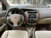 Cần bán xe Nissan Grand livina năm 2011 còn mới