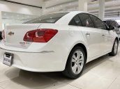 Bán xe Chevrolet Cruze LTZ màu trắng, mới đi 39.000km, xe gia đình như mới