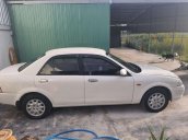 Xe Ford Laser sản xuất năm 2000 còn mới