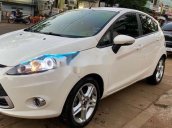 Cần bán xe Ford Fiesta đời 2012, màu trắng, nhập khẩu 