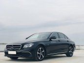 Hàng hot thể thao cuối năm Mercedes E200 Sport