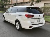 Cần bán gấp Kia Sedona năm 2019, màu trắng