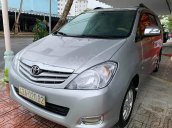 Bán Toyota Innova đời 2008, màu bạc xe gia đình