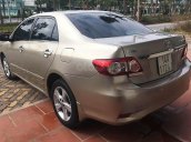 Cần bán gấp Toyota Corolla Altis sản xuất 2014, màu vàng còn mới