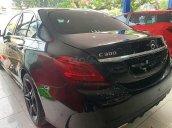 Cần bán xe Mercedes C300 năm 2019, màu đen chính chủ