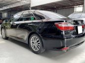 Bán ô tô Toyota Camry năm 2017, màu đen còn mới