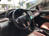 Cần bán gấp Toyota Innova sản xuất năm 2017, giá tốt
